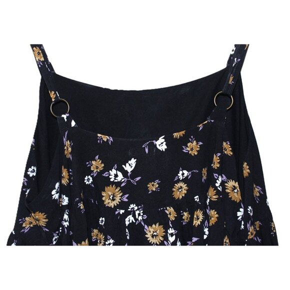 Urban Outfitters Black and Gold Floral Midi Dress - Picture 7 of 12